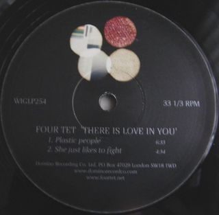 Four Tet - There Is Love In You: M u s i k a N o v a